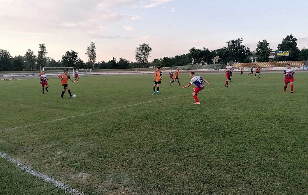 Juniorzy starsi przygotowują się do ligi