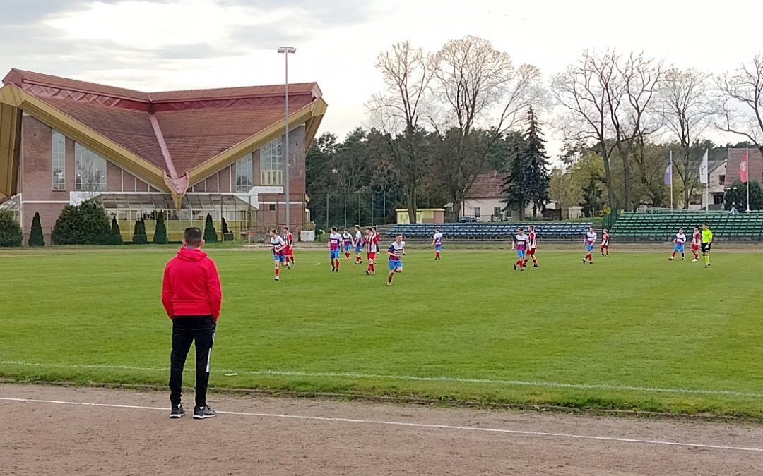 Efektowne zwycięstwo juniorów starszych